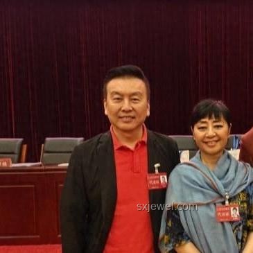 张泽群、董卿、周涛、朱军家中朗诵对比分析
